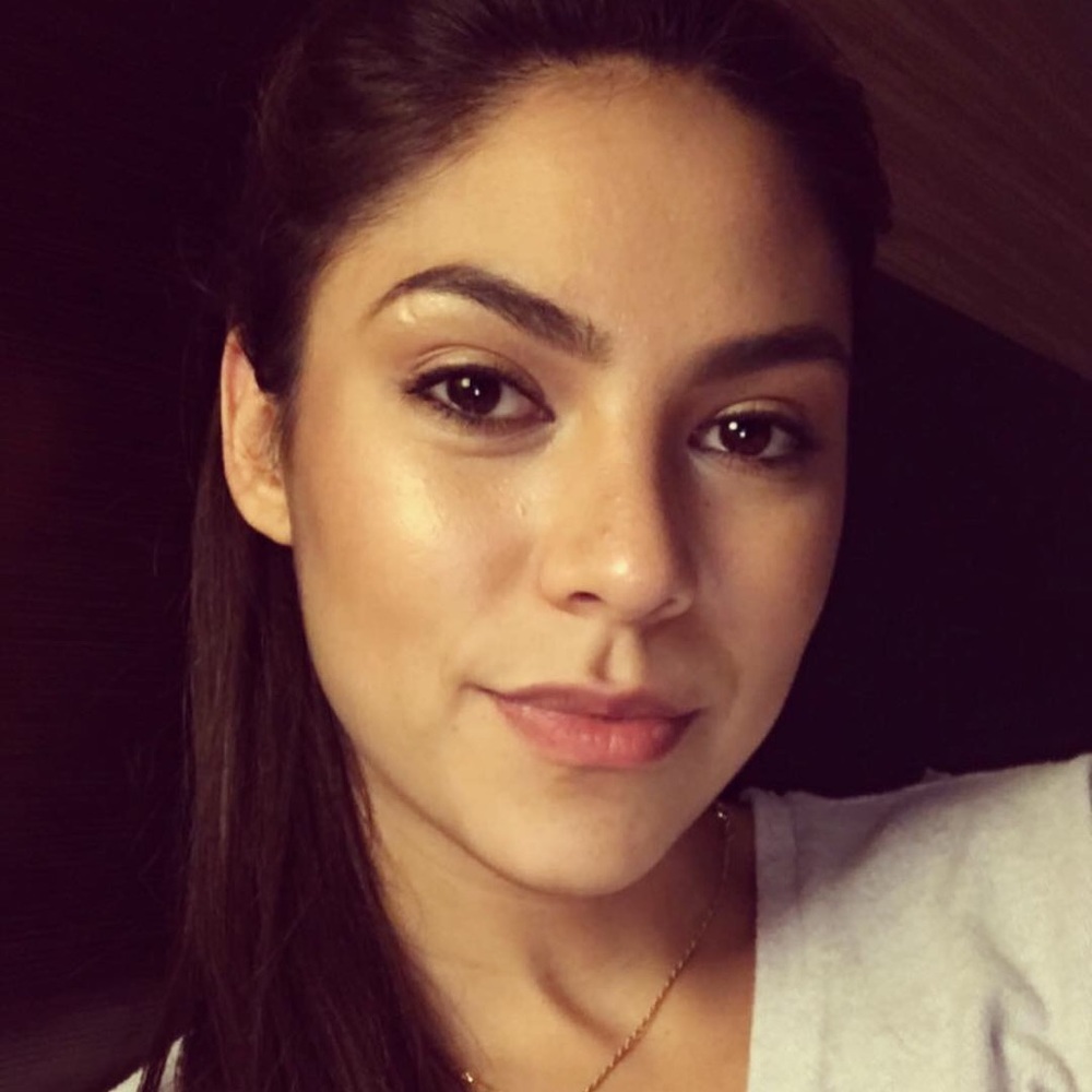 Meet your Posher, Aly